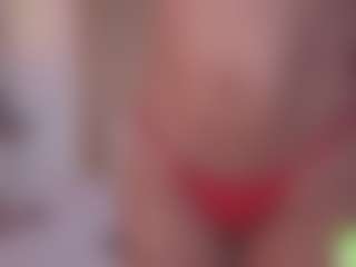 alisson-foxxy's Live Sex Cam Show
