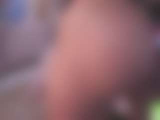 Live cam show with alisson-foxxy - Petite MILF on xfollow cams