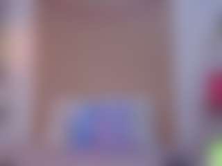 Live cam show with alisson-foxxy - Petite MILF on Adult Interactions