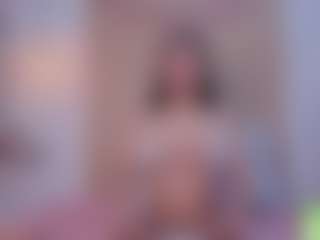 alisson-foxxy's Live Sex Cam Show