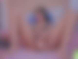 alisson-foxxy's Live Sex Cam Show