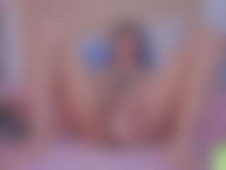 alisson-foxxy's Live Sex Cam Show