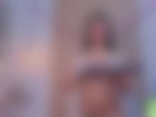 alisson-foxxy's Live Sex Cam Show
