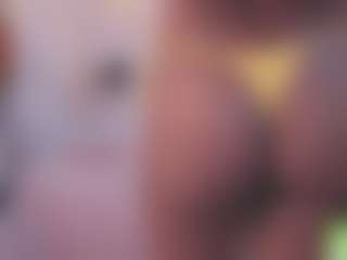 alisson-foxxy MILF webcam performer live streaming