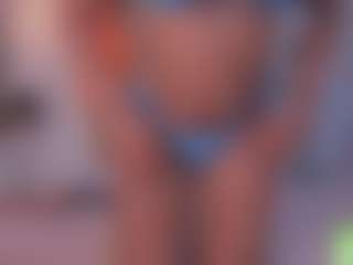 alisson-foxxy's Live Sex Cam Show
