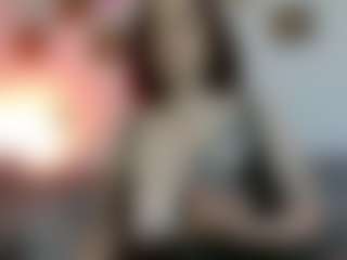 Live cam show with CoralShine - New BBW on Milfs Live
