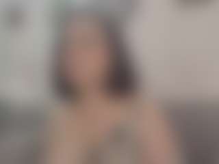 Live cam show with CoralShine - Body Massage on Milfs Live