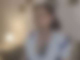 Live cam show with CoralShine - Mobile on camwithhim.com