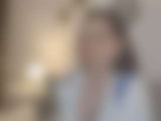 Live cam show with CoralShine - Red Hair Middle Aged on Milfs Live