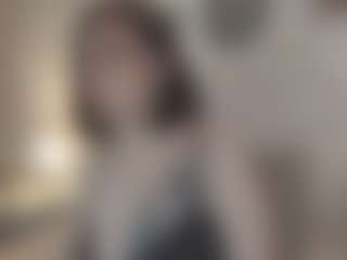 Live cam show with CoralShine - Middle Aged on instabang