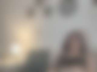 Live cam show with CoralShine - Middle Aged on TottyGirls