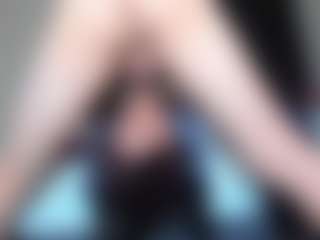Live cam show with gothicslut19 - HD on Camsoda