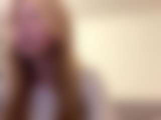 Live cam show with Rachel - Gamer Athletic on Camsoda