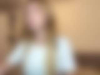 Live cam show with Rachel - Interactivetoy Granny on livesuperchat.net