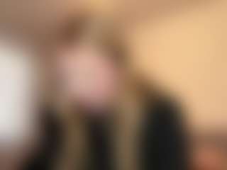 Live cam show with Rachel - Tittyfuck on iamadamtest123.com