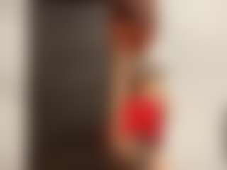 Live cam show with LahomaBacigalupo - Skinny on Camsoda