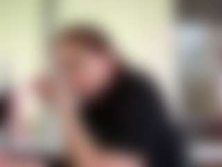 Live cam show with LavernOndrey - Ride on livesuperchat.net