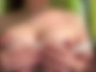 Live cam show with Mary - Bra on madthumbs