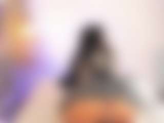 Live cam show with LorenWhitee - Black Hair on Camming Site