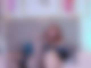 Live cam show with Mia-collins16 - New Young Adult on madthumbs