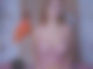 Live cam show with Mia-collins16 - Public Red Hair on Camsoda