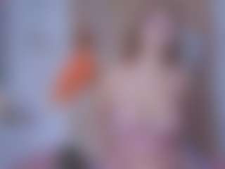 Live cam show with Mia-collins16 - Public Red Hair on Camsoda