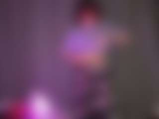 Live cam show with NadineCranson - Camel Toe on xxxlivecams.org