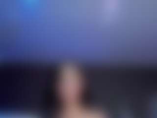 Live cam show with antonellaaferrer - Shaved Pussy Curvy on xplaylive.com