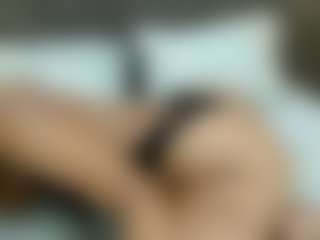 Live cam show with Ava-anyaa - Submissive on Camming Site
