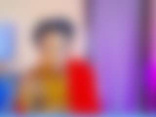 Dutch Coco MILF webcam performer live streaming