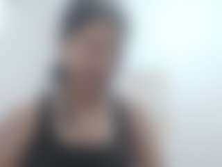 Live cam show with EllenMoultrie - Smoking on TeamSkeetLive