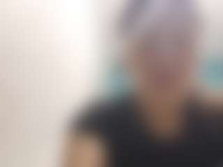 Live cam show with EllenMoultrie - Cute on Milfs Live