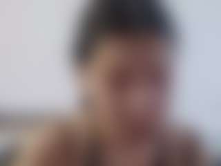 Live cam show with EllenMoultrie - Asian Lush on StripNow