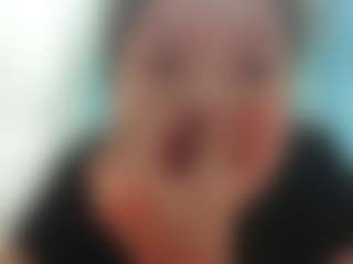 Live cam show with EllenMoultrie - Asian Public on EXY