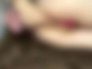 Live cam show with KristiRocca - Flashing on madthumbs