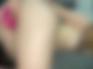 Live cam show with KristiRocca - Teasing on Fling VIP Chat