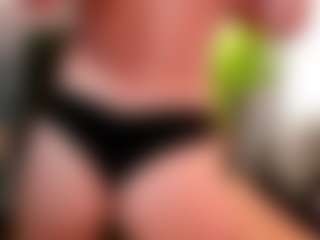 Live cam show with melodyy - Drinking on Camsoda