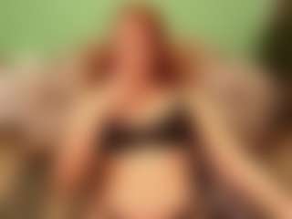 Live cam show with Priscilla-Smith - Foot Fetish on CamSodaAdn