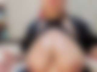 Live cam show with Vivi-Nash - Fingering on SpunkLive