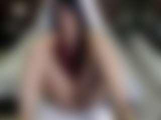 Carolinasaenz's Live Sex Cam Show