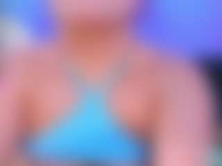 Live cam show with chloebellaa - New Blowjob on Camsoda