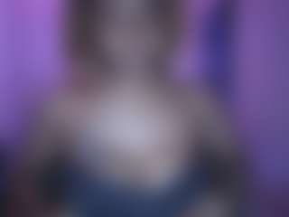 naturalkelsey's Live Sex Cam Show