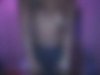 naturalkelsey's Live Sex Cam Show