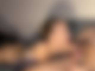 pinkloving2's Live Sex Cam Show