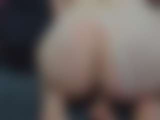 AndreaMagazine's Live Sex Cam Show