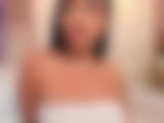 kylie-monnrooe's Live Sex Cam Show