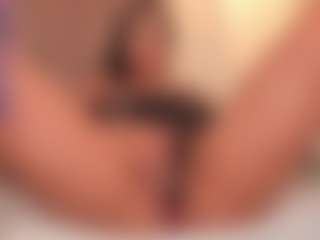 kylie-monnrooe's Live Sex Cam Show
