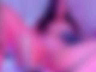 LunnaVelveth's Live Sex Cam Show