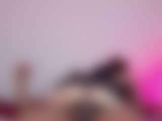 sweetmerida's Live Sex Cam Show