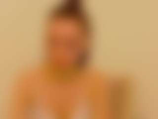 Ammellia's Live Sex Cam Show